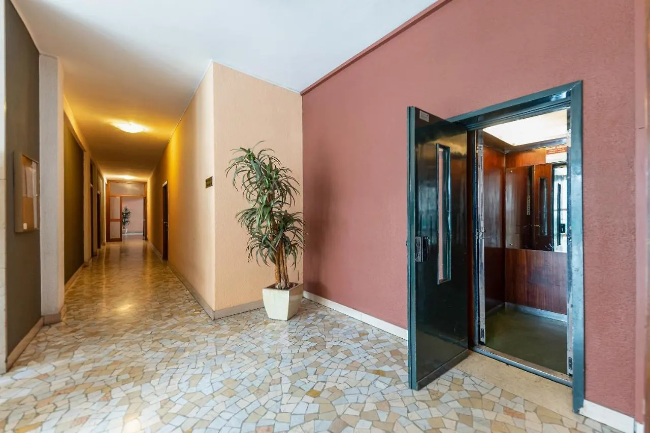 Casa da Suite Inventa Milano 0*,  Italia